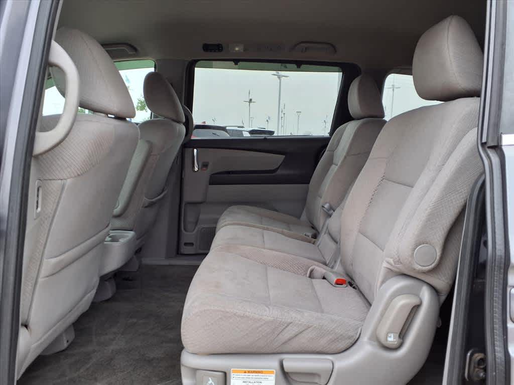 Thumbnail: 2015 Honda Odyssey - 14