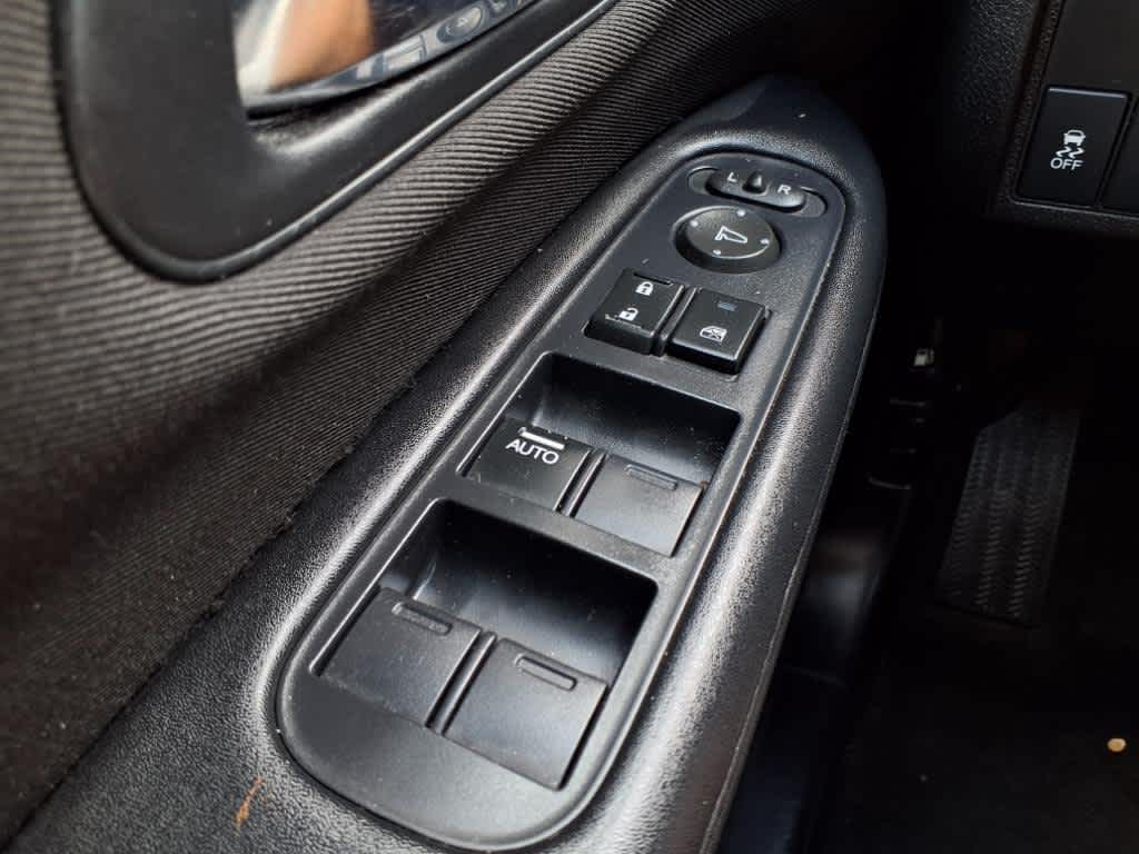 2016 Honda HR-V LX 24