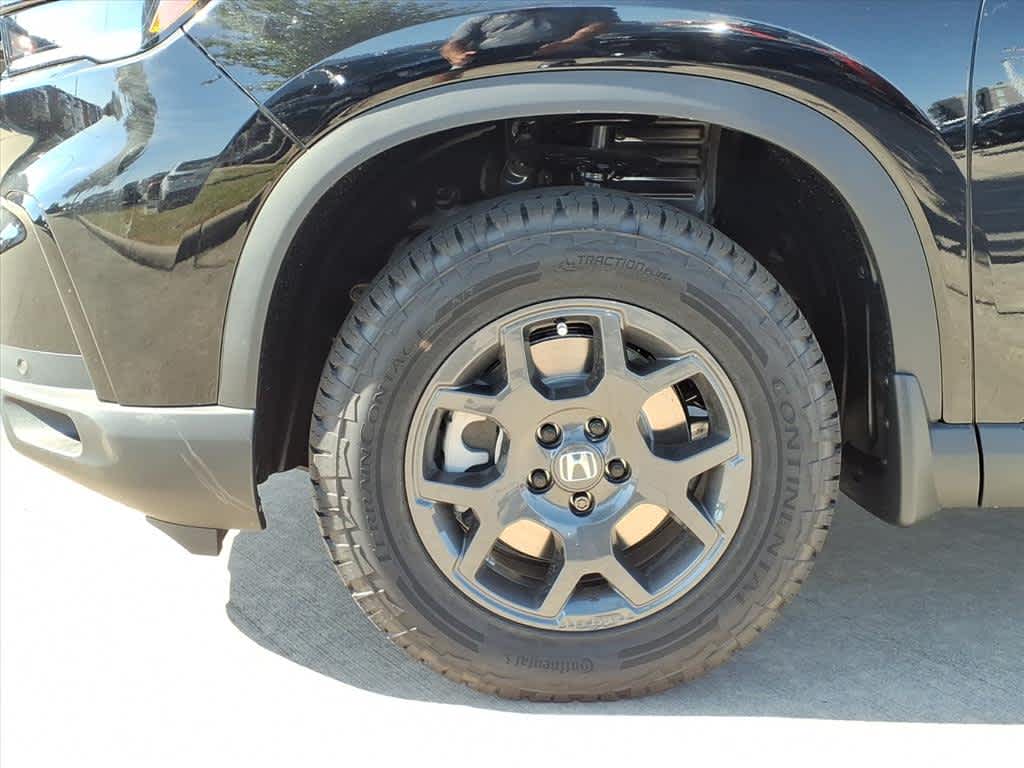 Thumbnail: 2025 Honda Pilot - 8