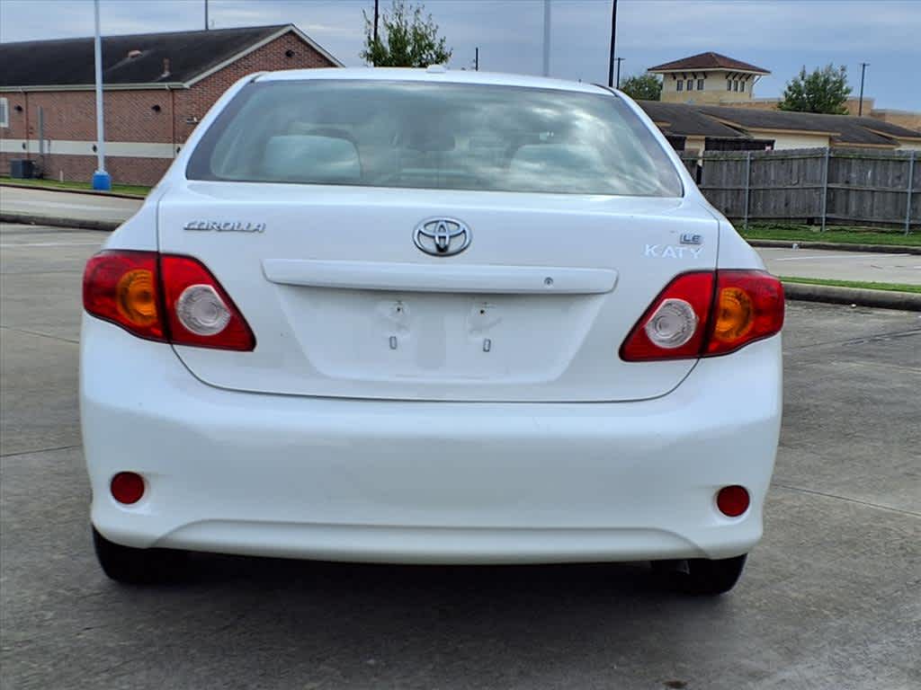 Thumbnail: 2010 Toyota Corolla - 5