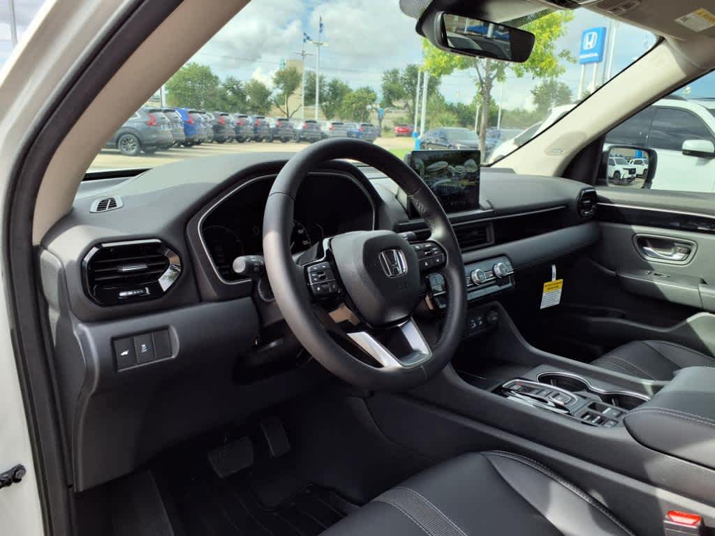 Thumbnail: 2025 Honda Pilot - 3