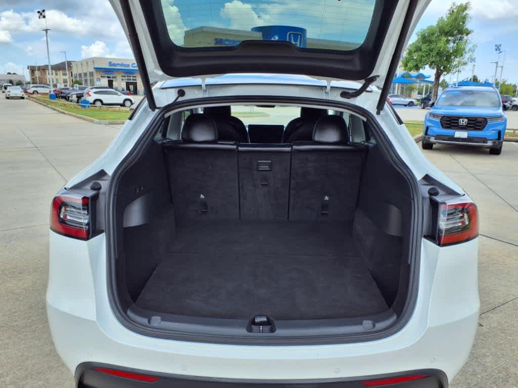Thumbnail: 2022 Tesla Model Y - 19