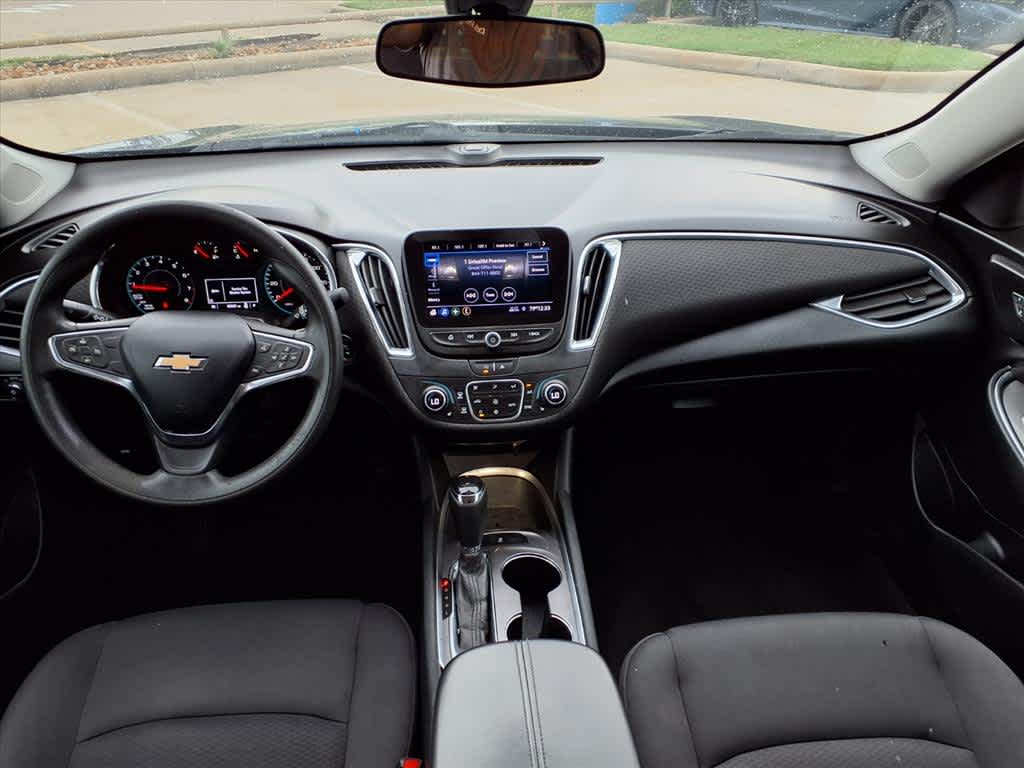 Thumbnail: 2020 Chevrolet Malibu - 11