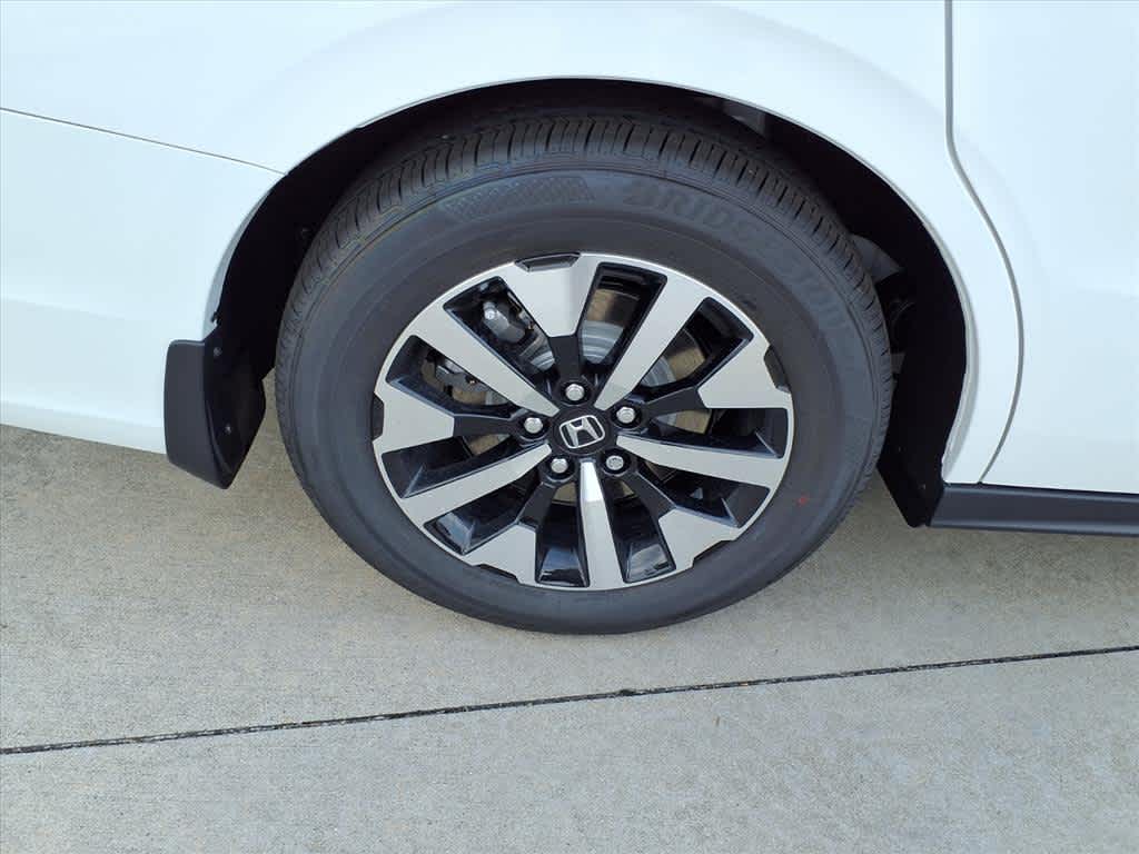 Thumbnail: 2026 Honda Odyssey - 8