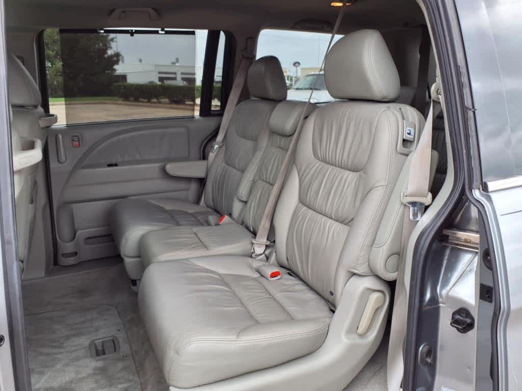 Thumbnail: 2010 Honda Odyssey - 13