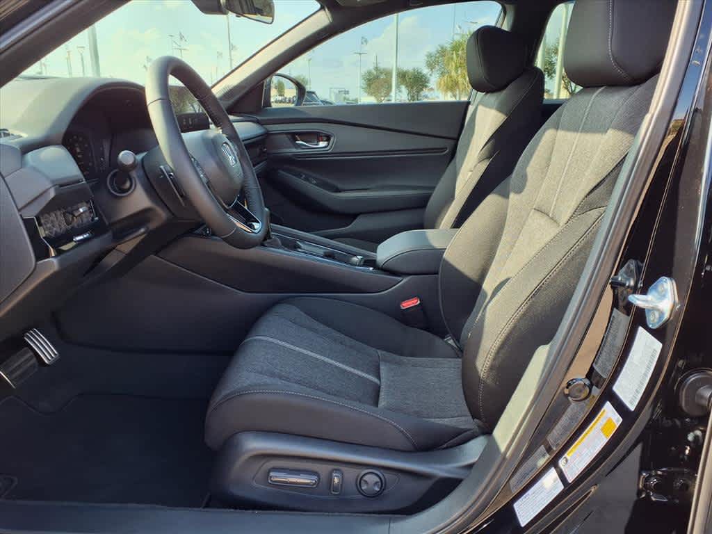 Thumbnail: 2025 Honda Accord - 12