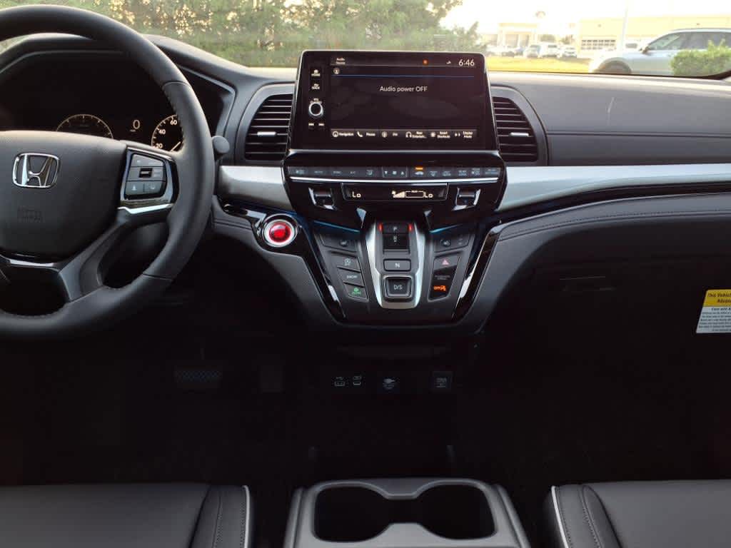 Thumbnail: 2025 Honda Odyssey - 16
