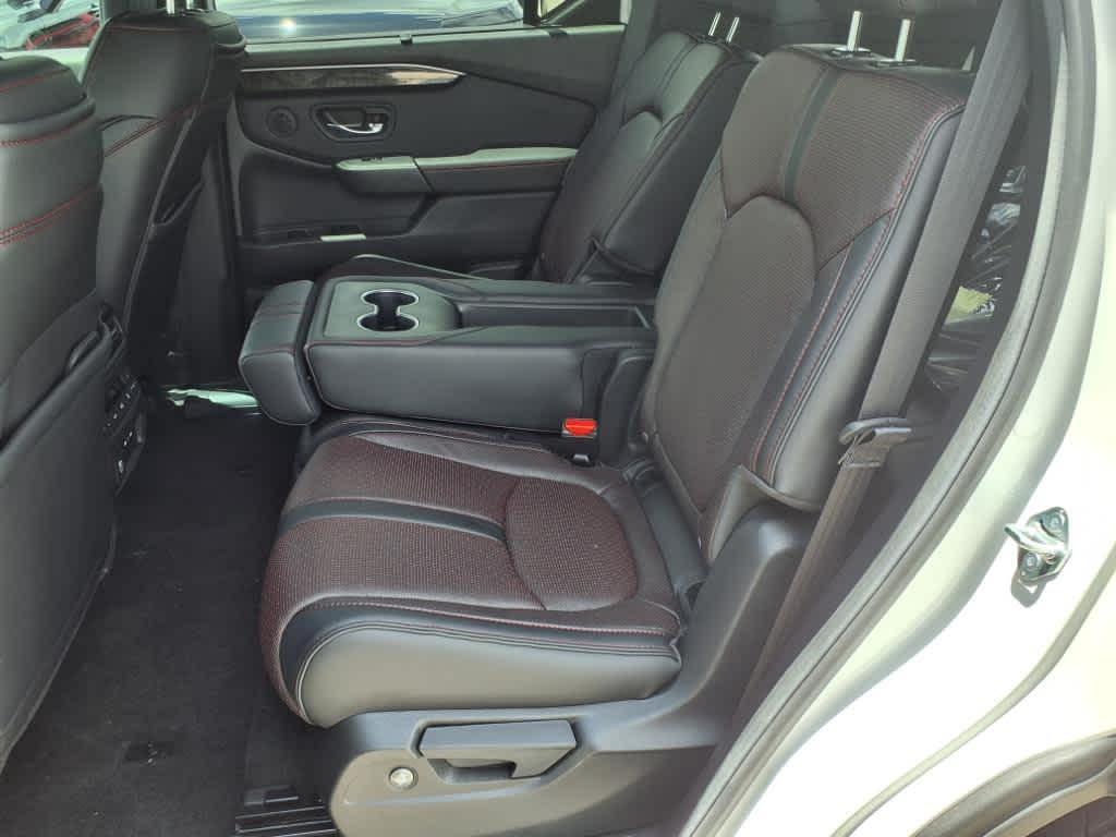 Thumbnail: 2025 Honda Pilot - 12