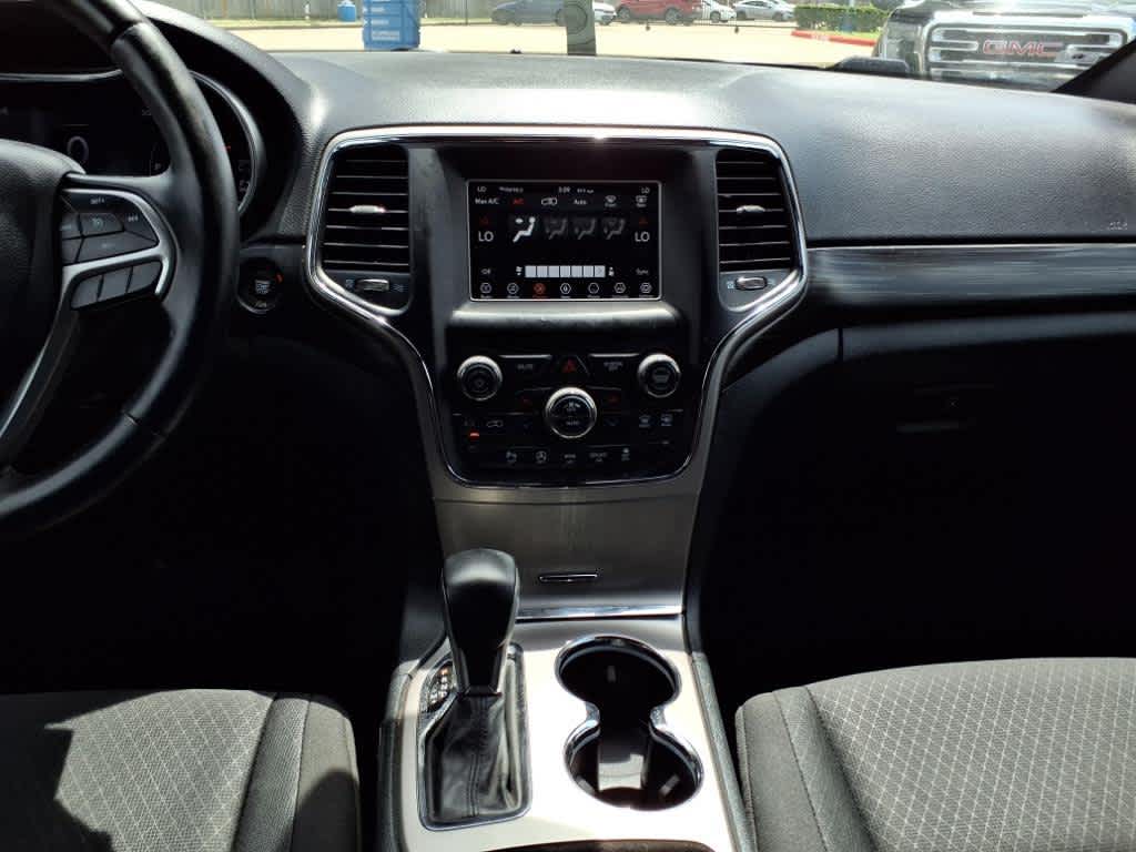 Thumbnail: 2019 Jeep Grand Cherokee - 16