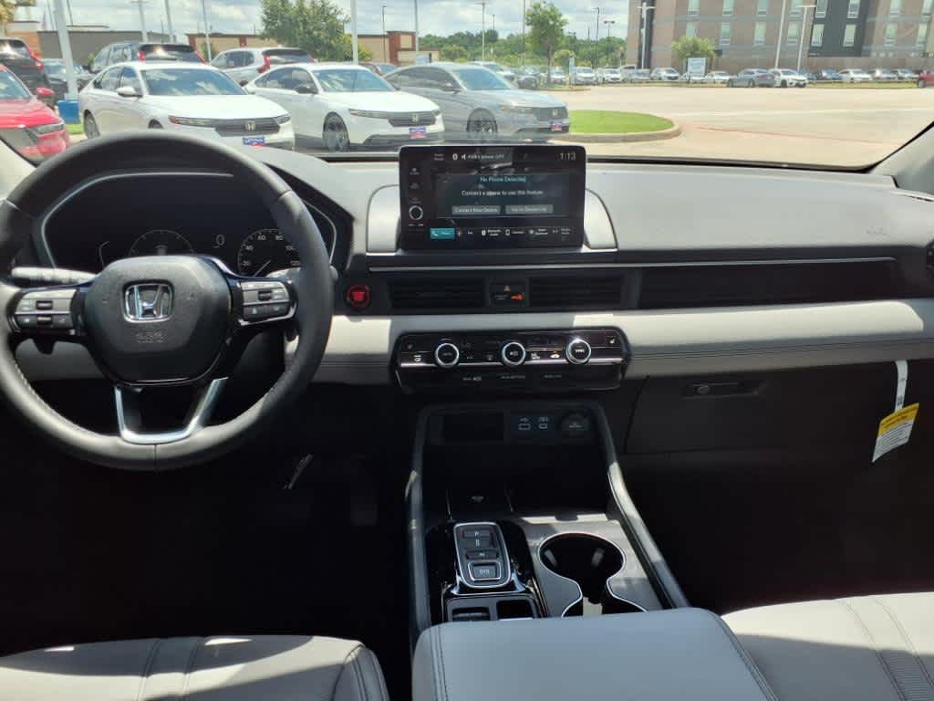 Thumbnail: 2025 Honda Pilot - 15