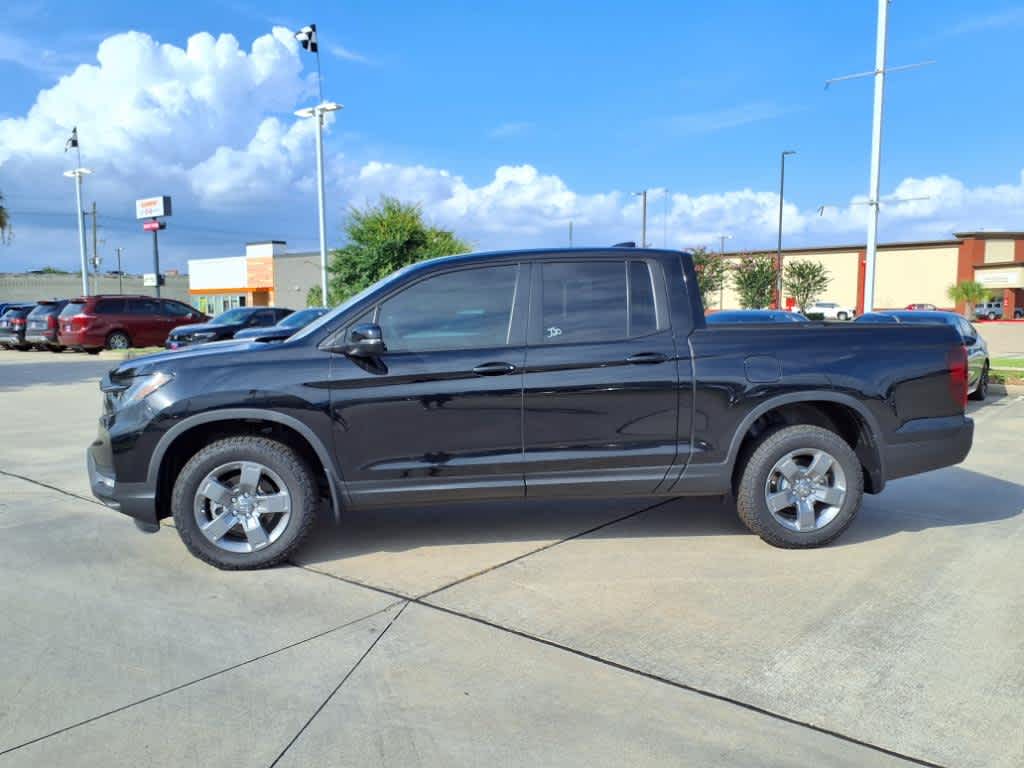 Thumbnail: 2025 Honda Ridgeline - 3