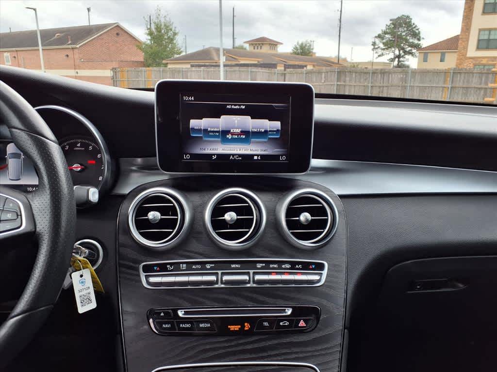 Thumbnail: 2018 Mercedes-Benz GLC - 16