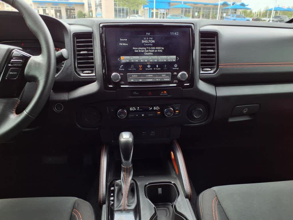 2024 Nissan Frontier PRO-X 16