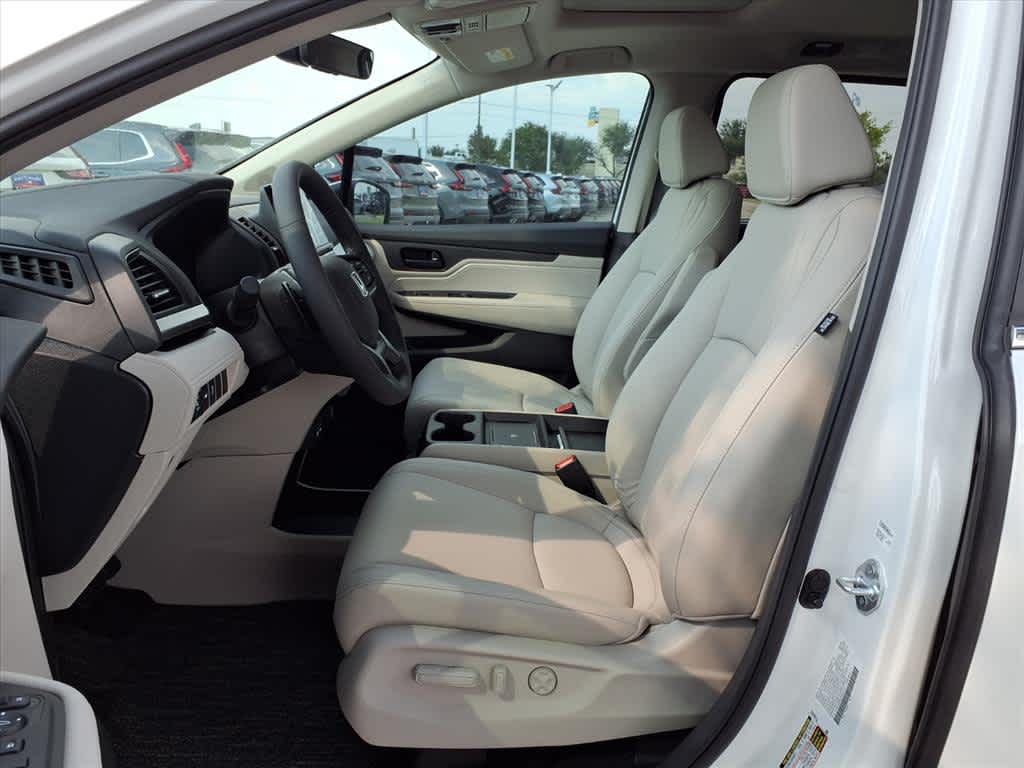 Thumbnail: 2026 Honda Odyssey - 11