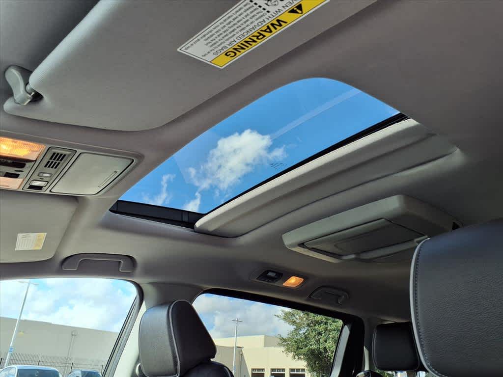 Thumbnail: 2022 Honda Odyssey - 18