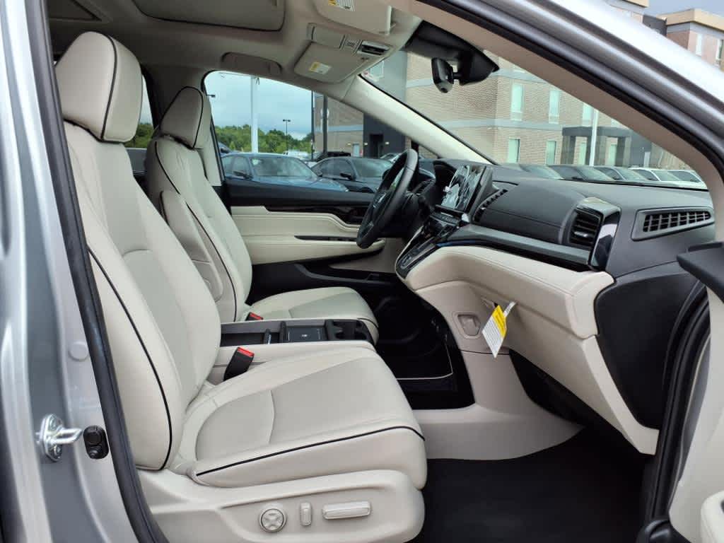 Thumbnail: 2025 Honda Odyssey - 14