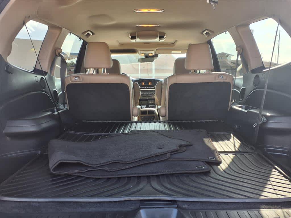 Thumbnail: 2019 Honda Pilot - 10