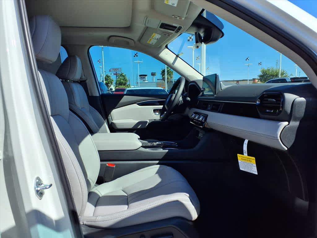 Thumbnail: 2025 Honda Pilot - 16