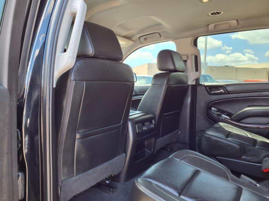 Thumbnail: 2019 Chevrolet Tahoe - 11