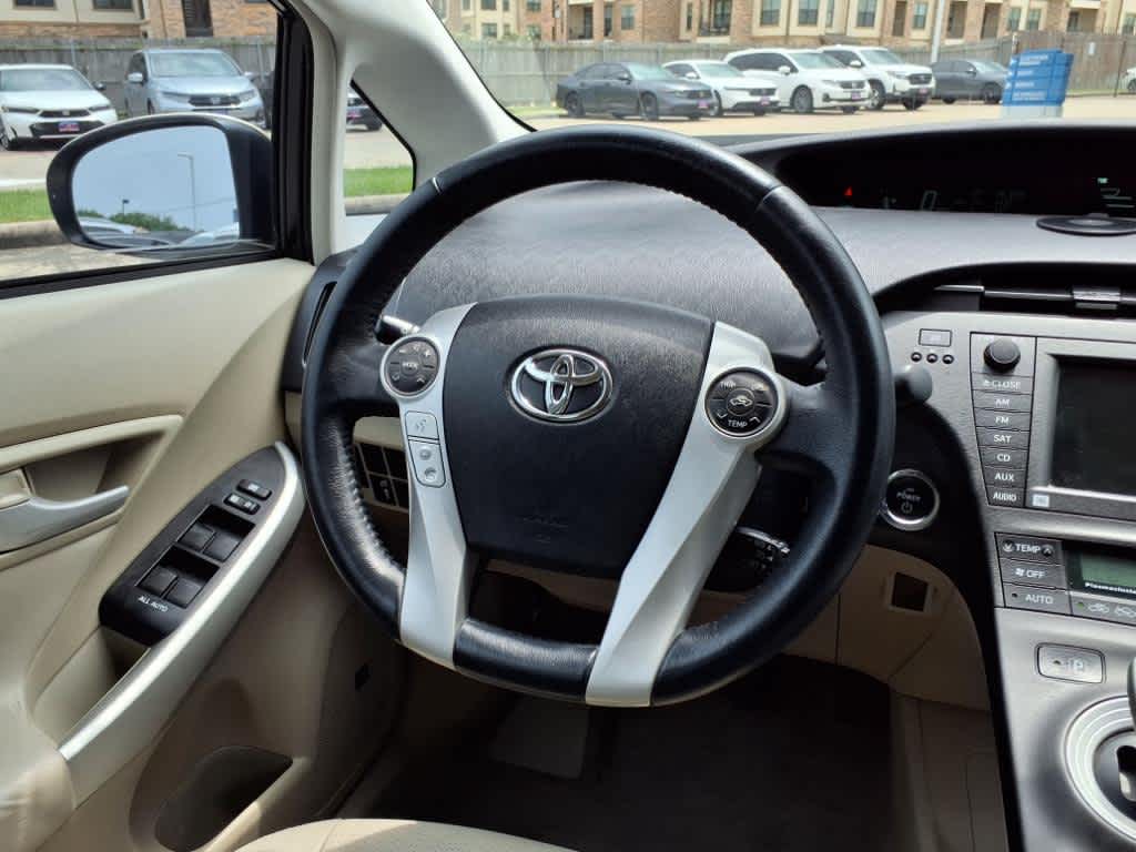 Thumbnail: 2011 Toyota Prius - 15