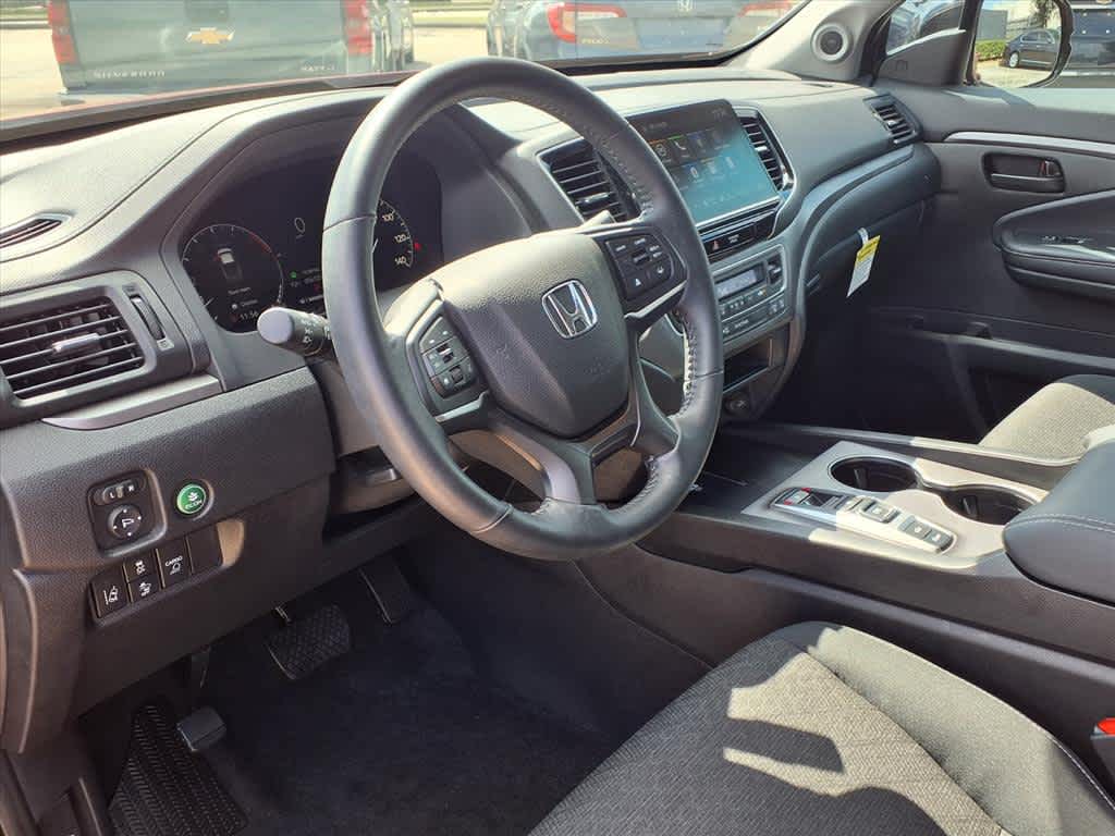 Thumbnail: 2025 Honda Ridgeline - 2