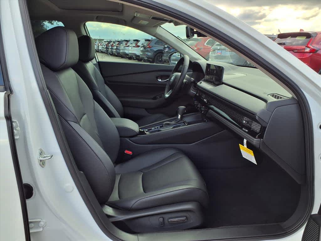 Thumbnail: 2025 Honda Accord - 14