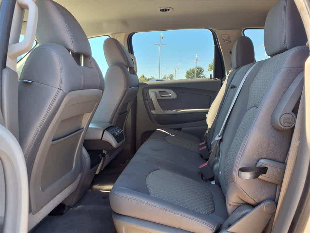 Thumbnail: 2012 Chevrolet Traverse - 14