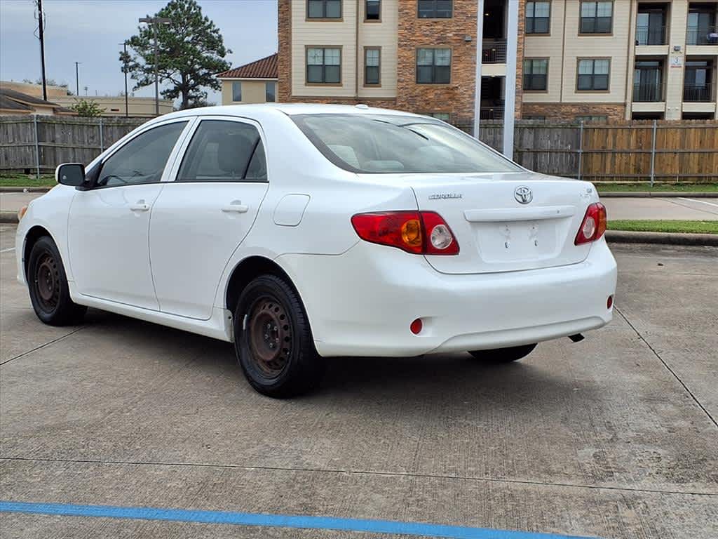 Thumbnail: 2010 Toyota Corolla - 4