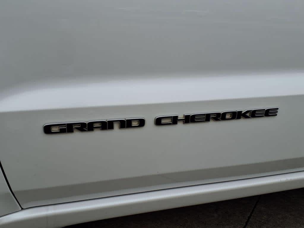 2017 Jeep Grand Cherokee Overland 7