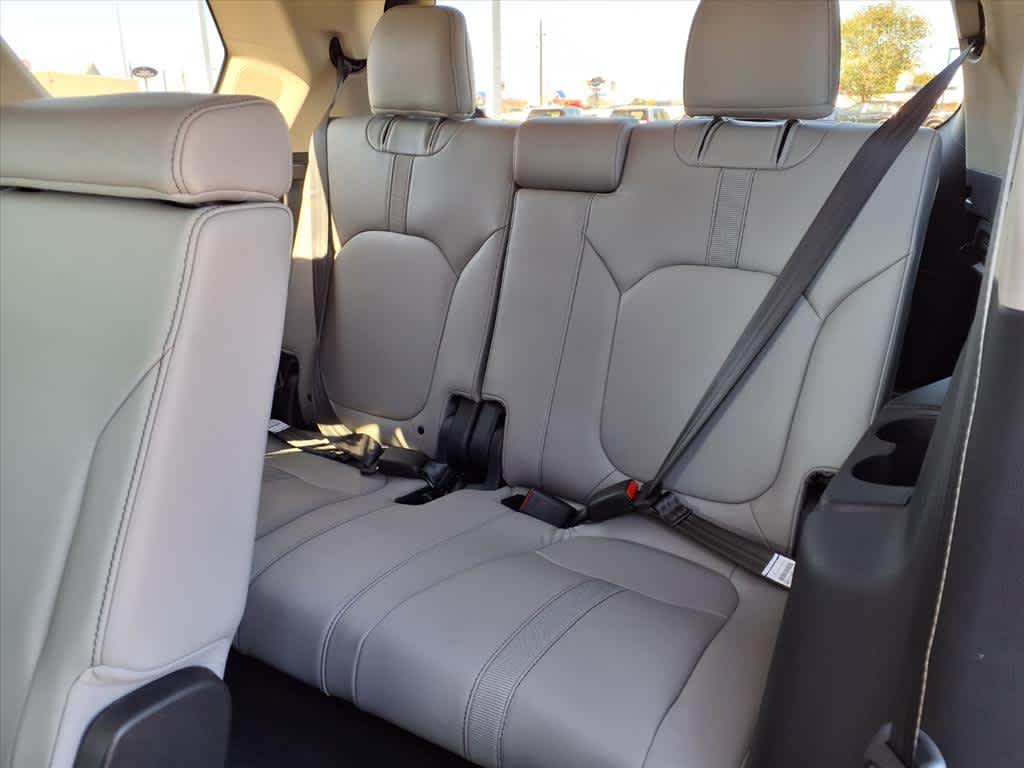 Thumbnail: 2025 Honda Pilot - 15