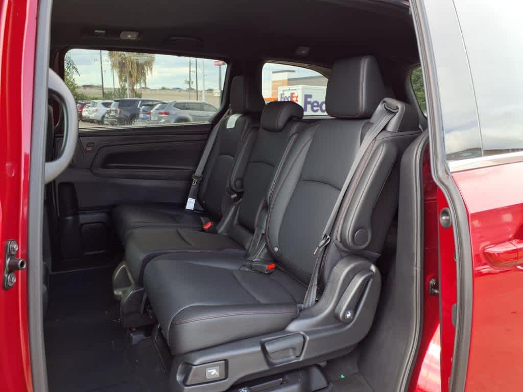 Thumbnail: 2025 Honda Odyssey - 13