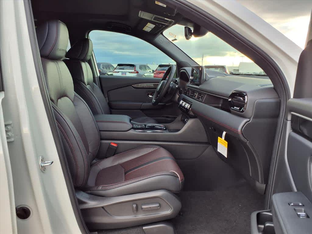 Thumbnail: 2025 Honda Pilot - 14