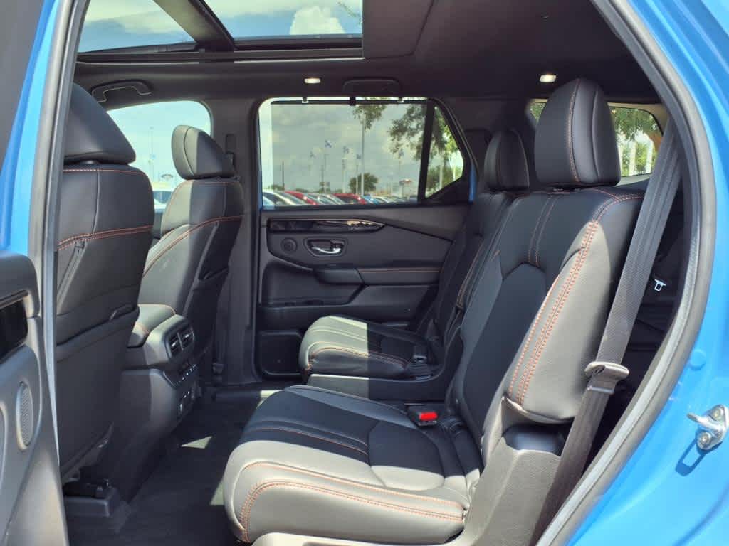 Thumbnail: 2025 Honda Pilot - 13