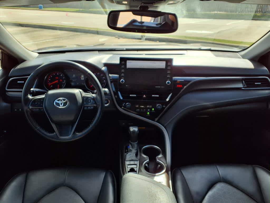 Thumbnail: 2021 Toyota Camry - 15