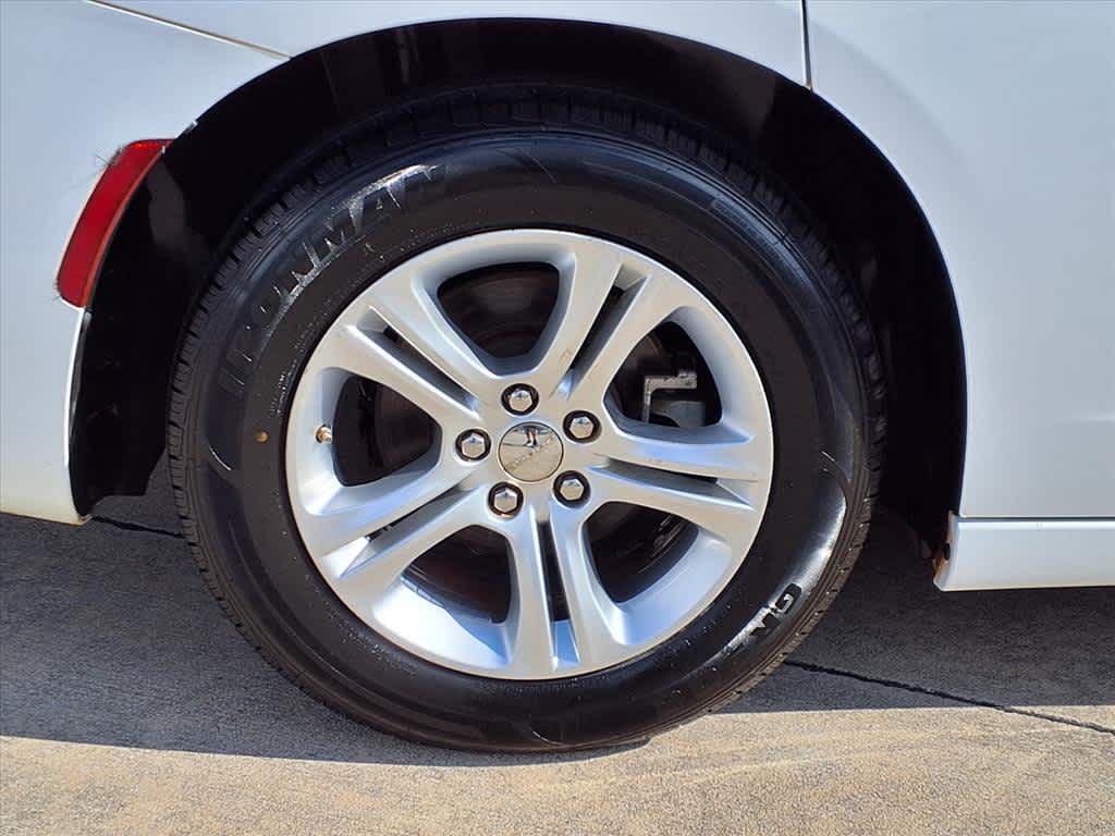 Thumbnail: 2022 Dodge Charger - 8