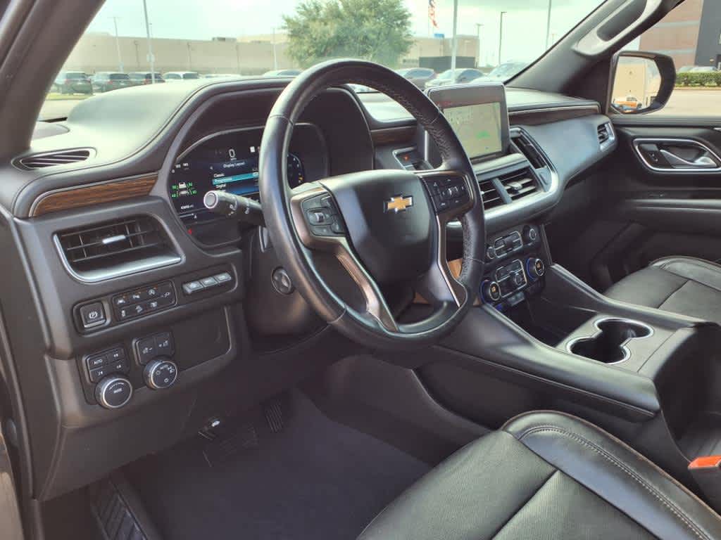 2022 Chevrolet Tahoe High Country photo 2