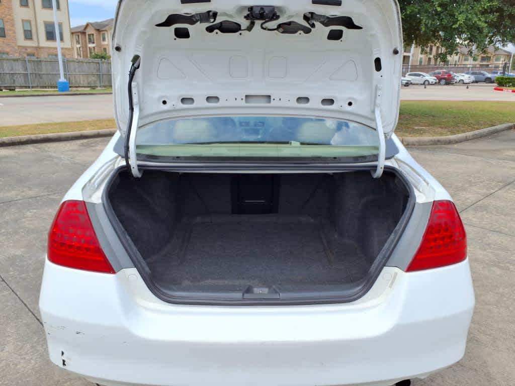 Thumbnail: 2007 Honda Accord - 19