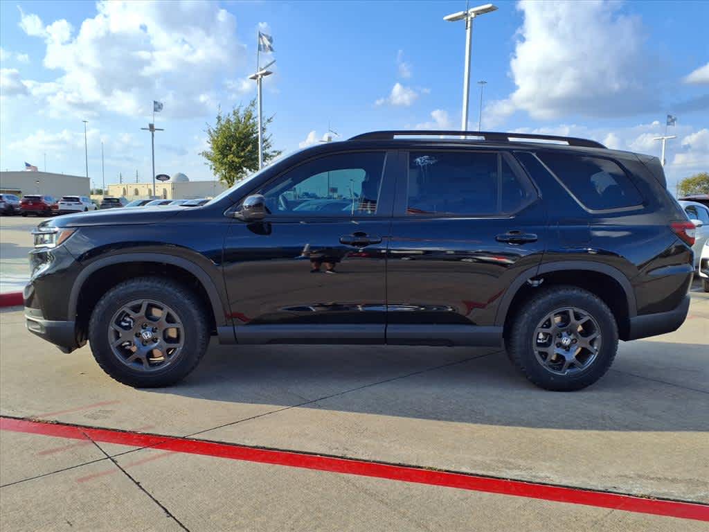 Thumbnail: 2025 Honda Pilot - 3