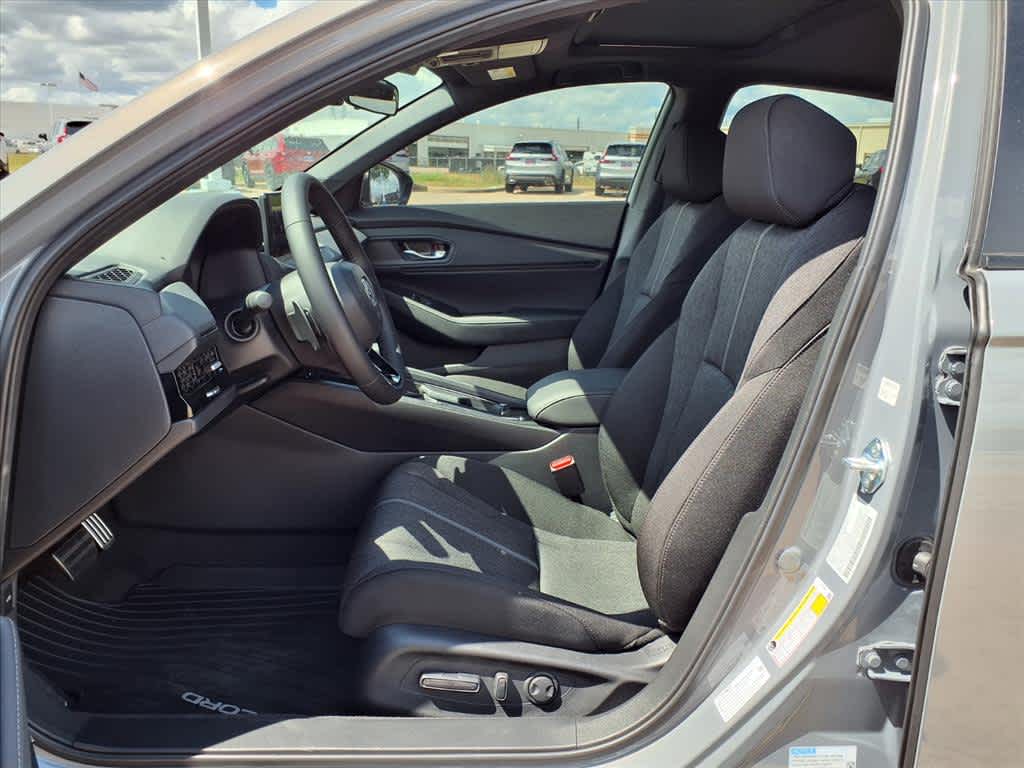 Thumbnail: 2025 Honda Accord - 11