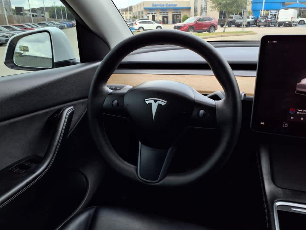Thumbnail: 2022 Tesla Model Y - 15
