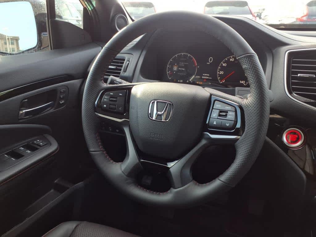 Thumbnail: 2025 Honda Ridgeline - 15