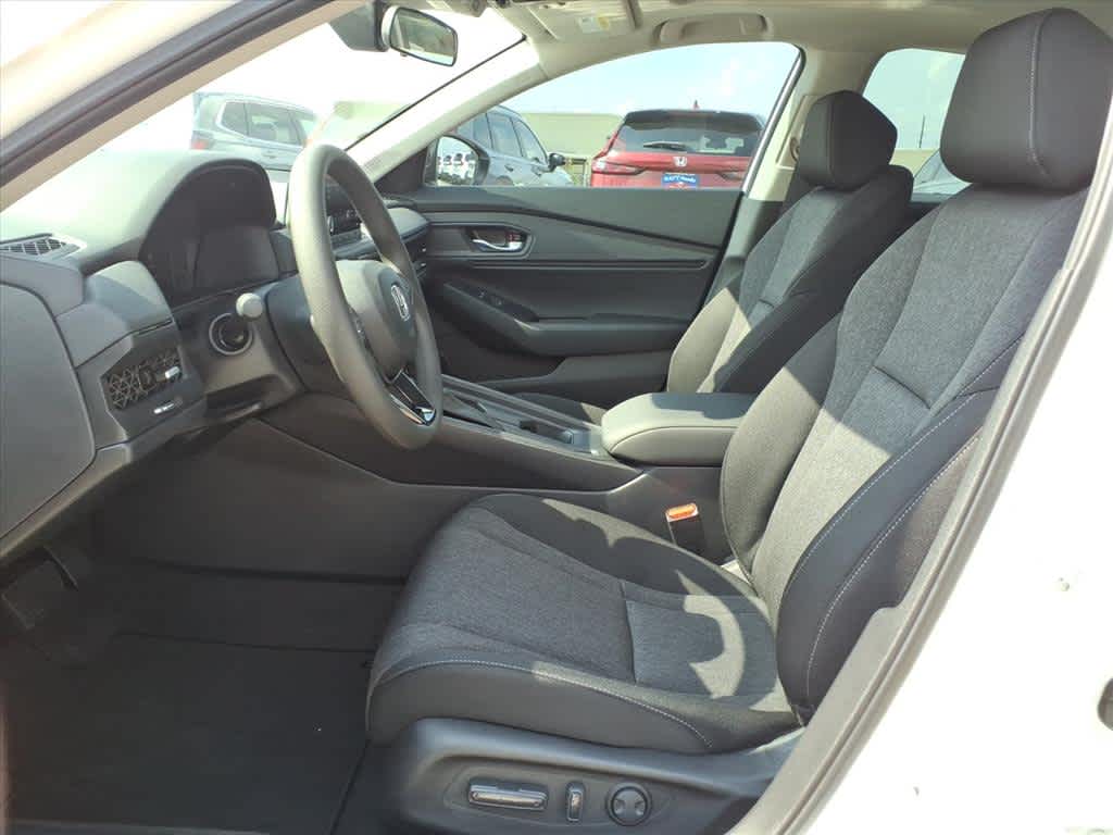 Thumbnail: 2025 Honda Accord - 11