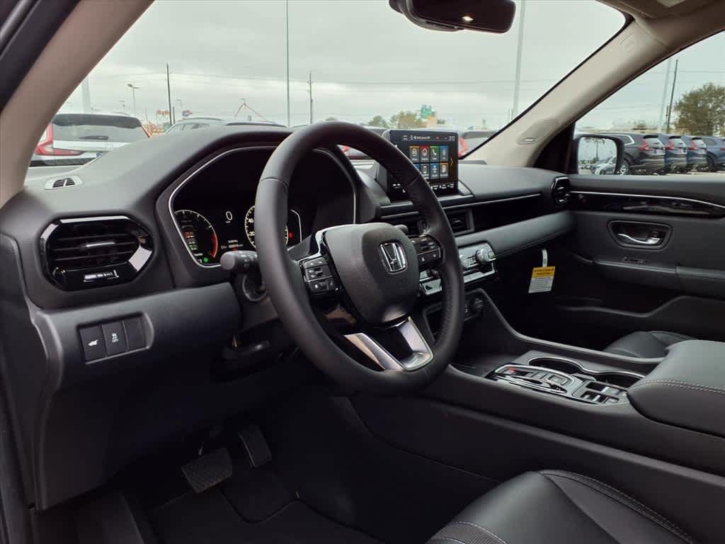 Thumbnail: 2025 Honda Pilot - 2