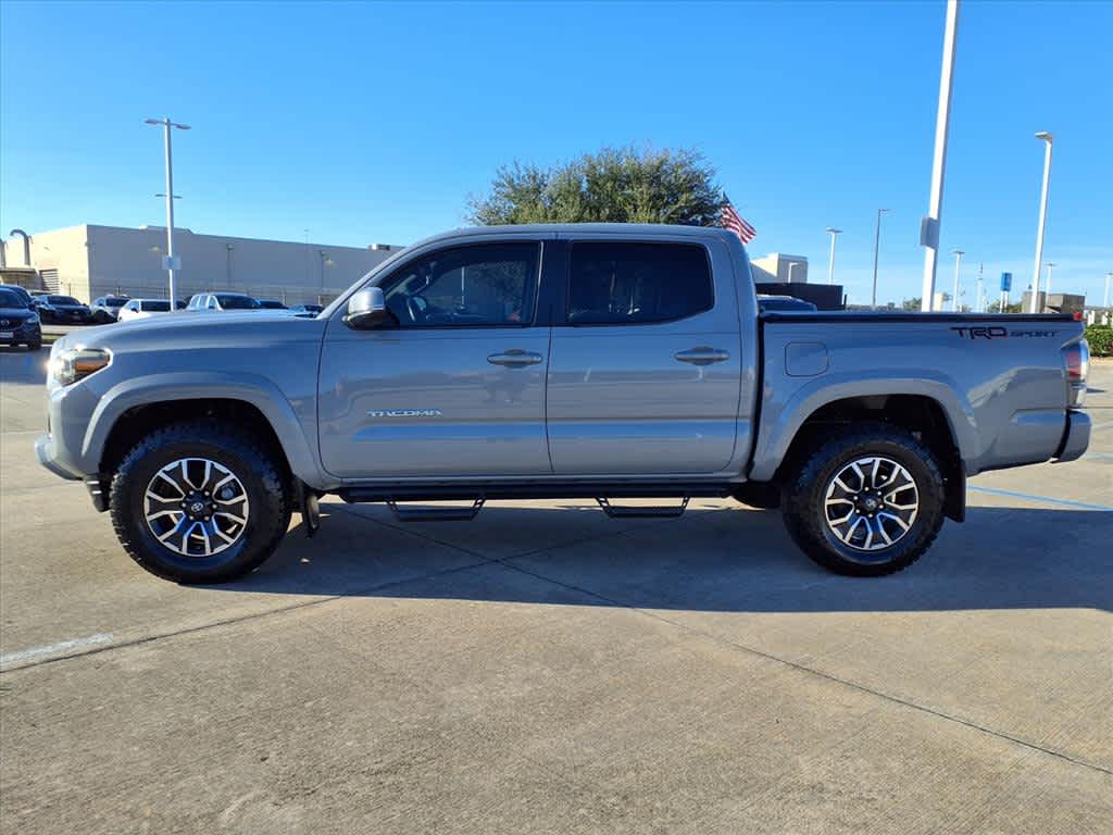 Thumbnail: 2020 Toyota Tacoma - 3