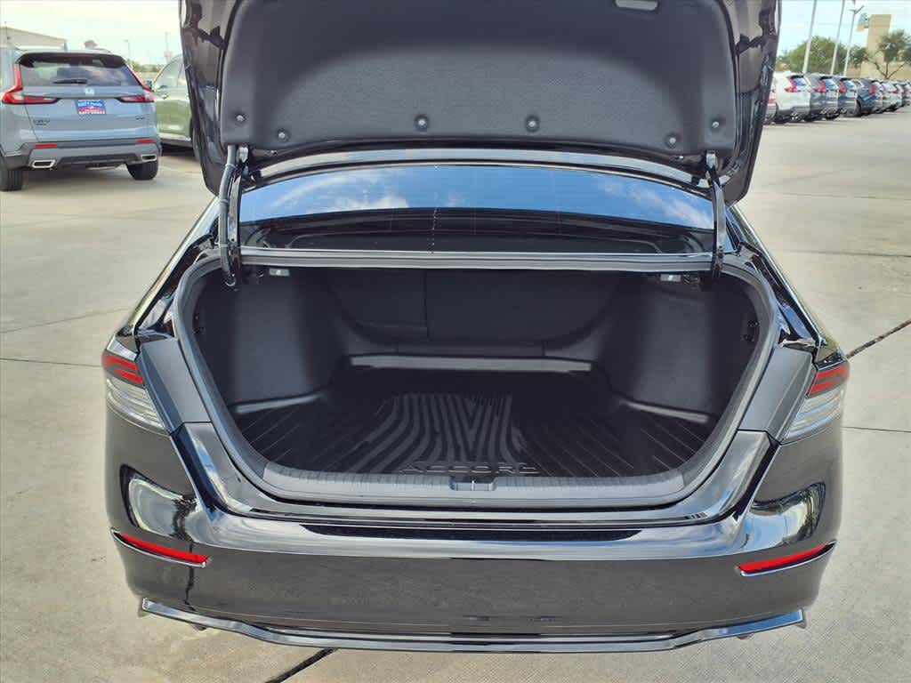 Thumbnail: 2025 Honda Accord - 19