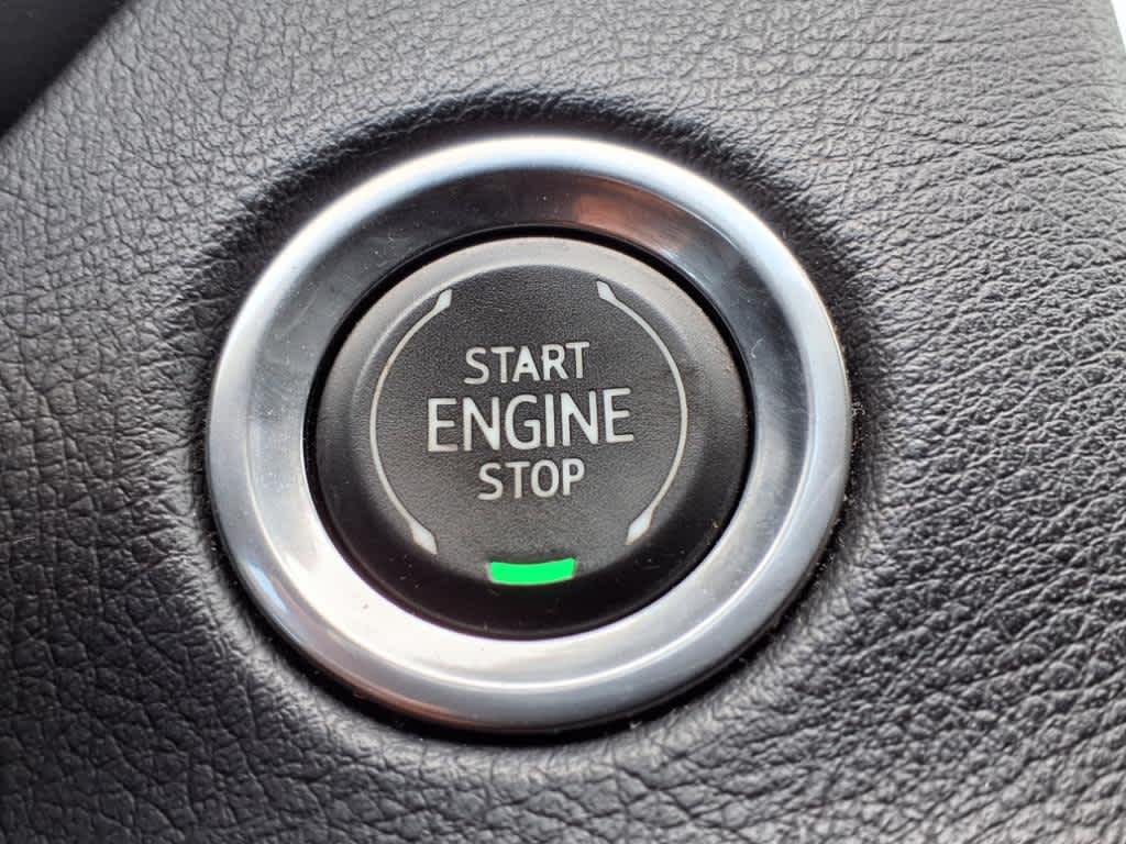 Thumbnail: 2021 Cadillac XT4 - 25