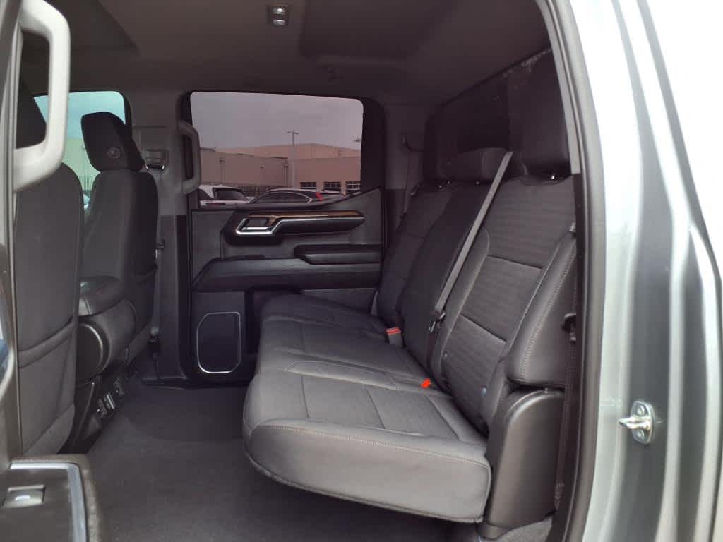 2023 Chevrolet Silverado 1500 LT 13