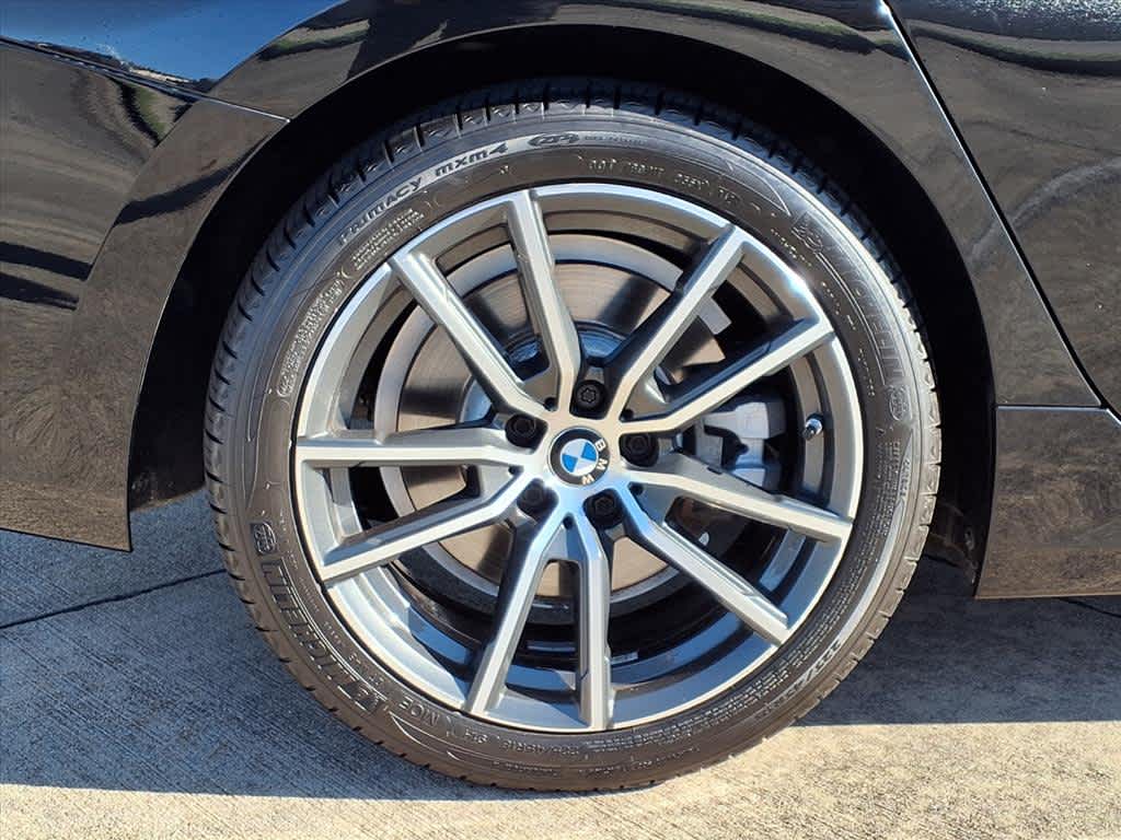 Thumbnail: 2019 BMW 3 Series - 8