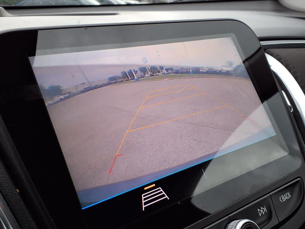 Thumbnail: 2020 Chevrolet Malibu - 20