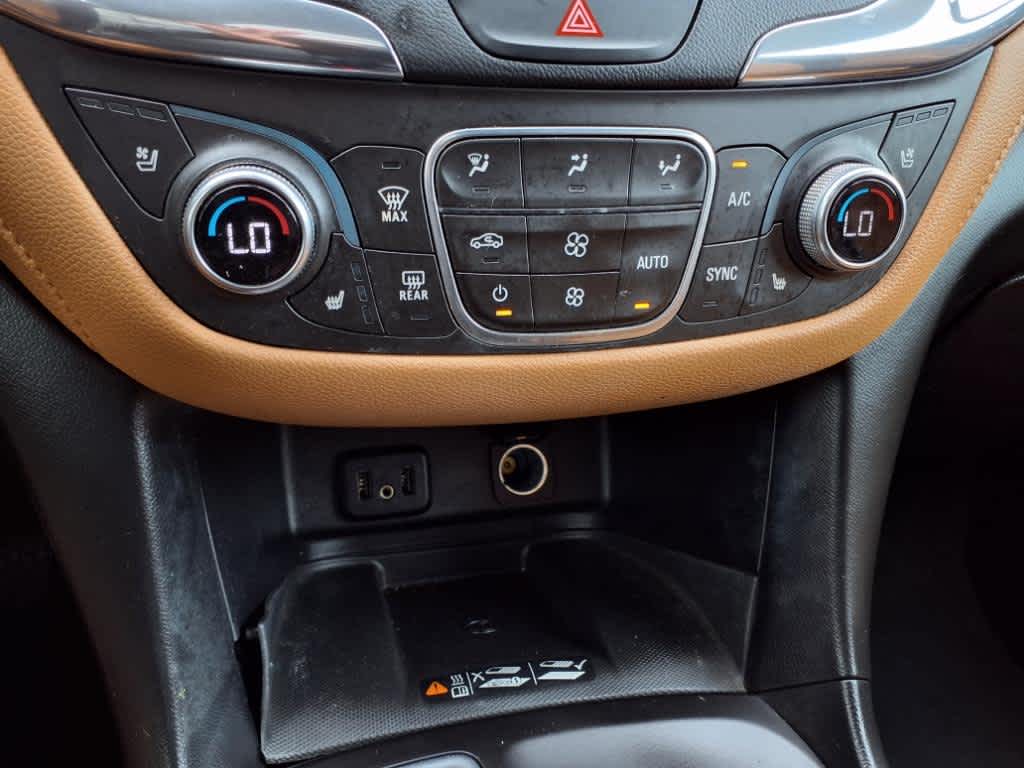Thumbnail: 2018 Chevrolet Equinox - 23